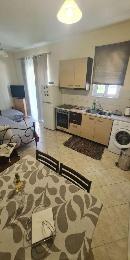 Retas Apartment Kremastí 外观 照片